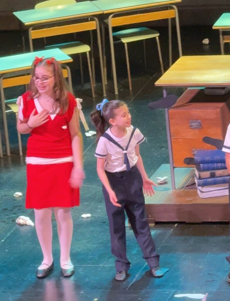 Nel ruolo di Tina nell'opera Il Piccolo Spazzacamino